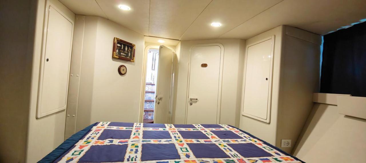 Panaby - House Boat Hotel ปาแลร์โม ภายนอก รูปภาพ